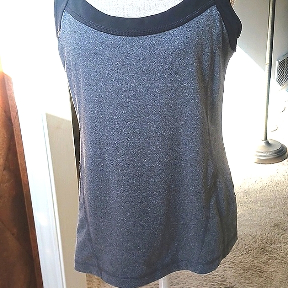TEK Gear Yoga Athletic Tank Top Grey/Black Built In Bra Size XL - Picture 2 of 12